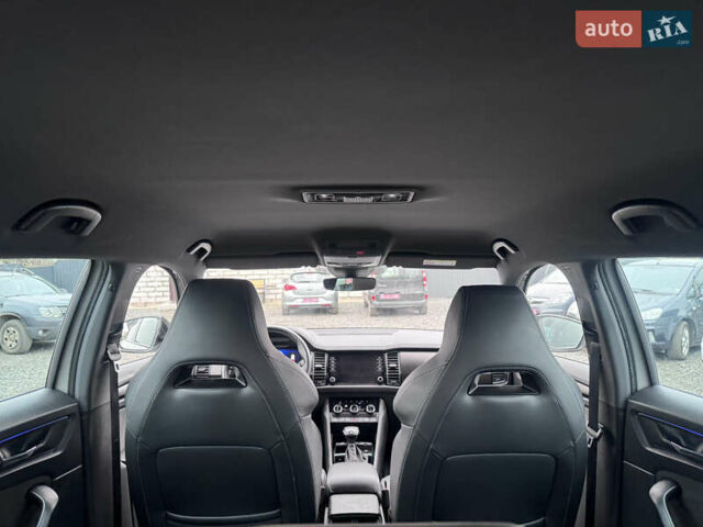 Сірий Шкода Kodiaq, об'ємом двигуна 2 л та пробігом 118 тис. км за 40001 $, фото 39 на Automoto.ua