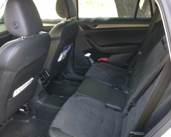 Серый Шкода Kodiaq, объемом двигателя 1.97 л и пробегом 68 тыс. км за 36500 $, фото 6 на Automoto.ua