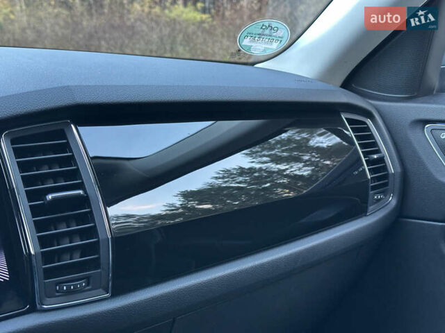 Серый Шкода Kodiaq, объемом двигателя 2 л и пробегом 181 тыс. км за 35399 $, фото 133 на Automoto.ua