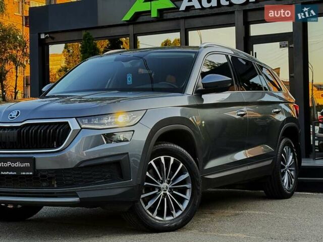 Серый Шкода Kodiaq, объемом двигателя 1.98 л и пробегом 36 тыс. км за 32999 $, фото 5 на Automoto.ua