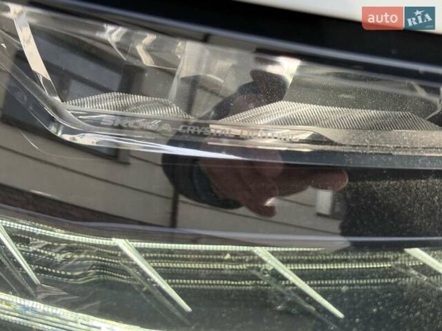 Серый Шкода Kodiaq, объемом двигателя 2 л и пробегом 107 тыс. км за 34600 $, фото 33 на Automoto.ua