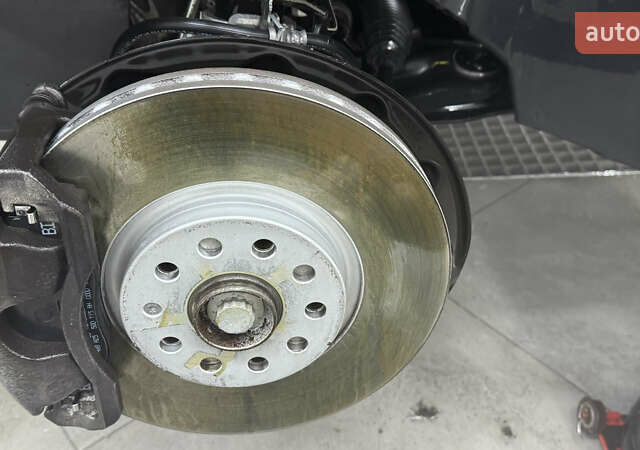 Серый Шкода Kodiaq, объемом двигателя 1.97 л и пробегом 141 тыс. км за 29999 $, фото 17 на Automoto.ua