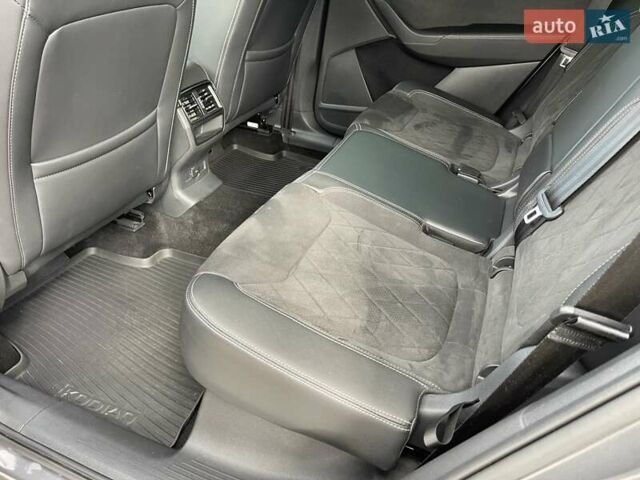 Серый Шкода Kodiaq, объемом двигателя 1.98 л и пробегом 74 тыс. км за 36000 $, фото 58 на Automoto.ua