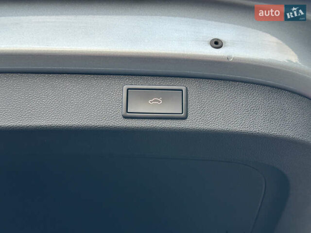 Серый Шкода Kodiaq, объемом двигателя 2 л и пробегом 181 тыс. км за 35399 $, фото 81 на Automoto.ua