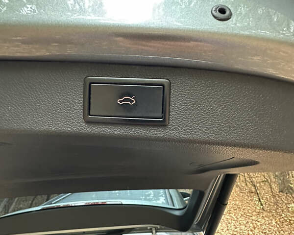 Серый Шкода Kodiaq, объемом двигателя 1.97 л и пробегом 82 тыс. км за 35250 $, фото 25 на Automoto.ua