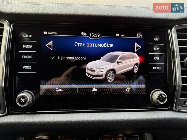 Серый Шкода Kodiaq, объемом двигателя 2 л и пробегом 107 тыс. км за 34600 $, фото 123 на Automoto.ua