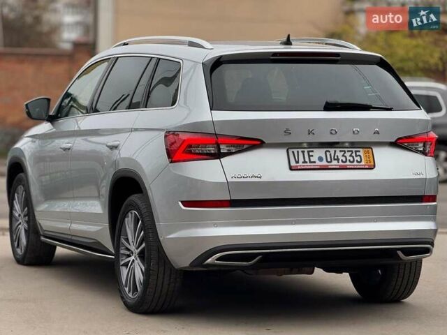 Серый Шкода Kodiaq, объемом двигателя 1.97 л и пробегом 177 тыс. км за 35999 $, фото 8 на Automoto.ua