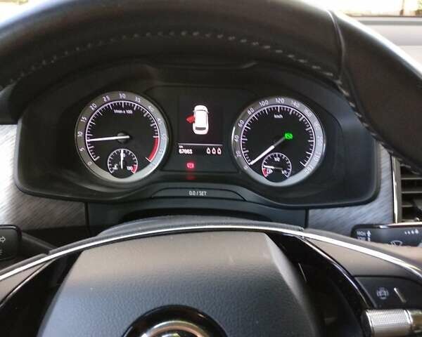 Серый Шкода Kodiaq, объемом двигателя 1.97 л и пробегом 68 тыс. км за 36500 $, фото 4 на Automoto.ua