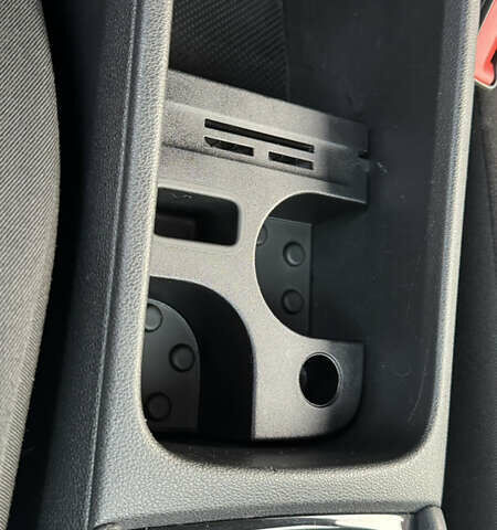 Серый Шкода Kodiaq, объемом двигателя 1.97 л и пробегом 141 тыс. км за 29999 $, фото 150 на Automoto.ua