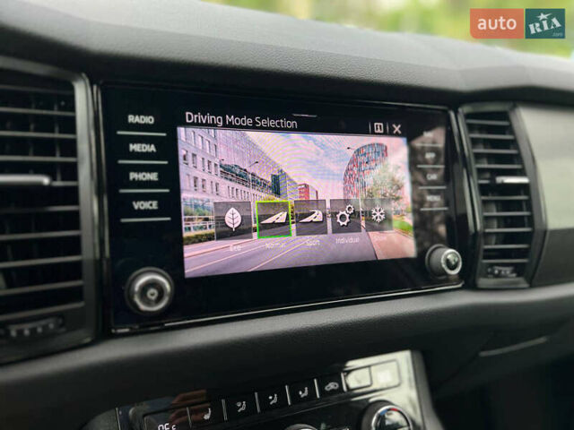 Серый Шкода Kodiaq, объемом двигателя 2 л и пробегом 181 тыс. км за 31500 $, фото 12 на Automoto.ua