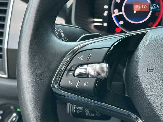 Серый Шкода Kodiaq, объемом двигателя 2 л и пробегом 181 тыс. км за 35399 $, фото 115 на Automoto.ua