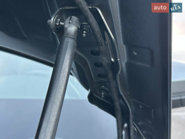 Серый Шкода Kodiaq, объемом двигателя 2 л и пробегом 181 тыс. км за 35399 $, фото 169 на Automoto.ua