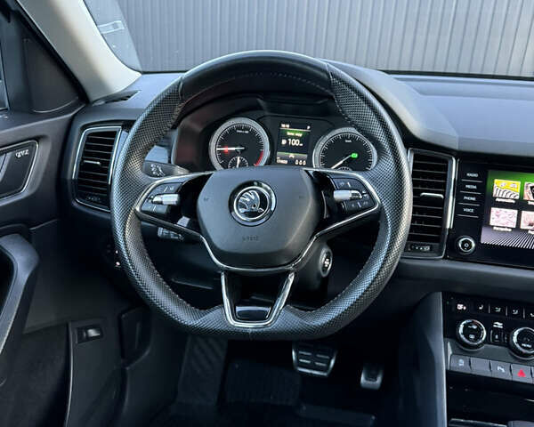 Сірий Шкода Kodiaq, об'ємом двигуна 2 л та пробігом 174 тис. км за 31999 $, фото 24 на Automoto.ua