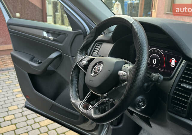 Серый Шкода Kodiaq, объемом двигателя 1.97 л и пробегом 141 тыс. км за 29999 $, фото 164 на Automoto.ua
