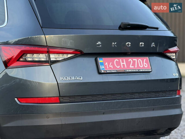 Сірий Шкода Kodiaq, об'ємом двигуна 2 л та пробігом 174 тис. км за 31999 $, фото 13 на Automoto.ua