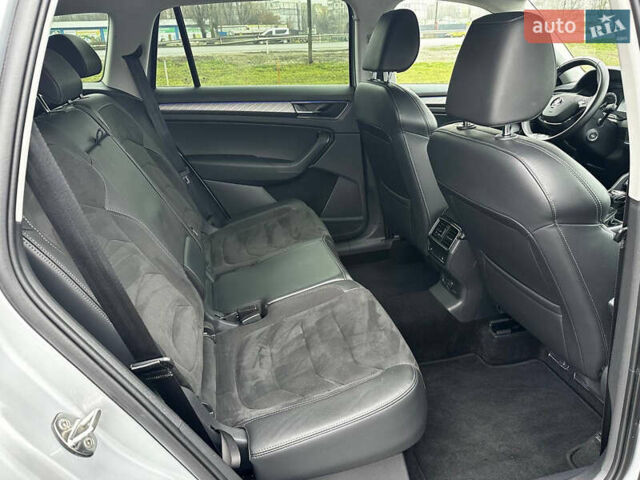 Серый Шкода Kodiaq, объемом двигателя 1.97 л и пробегом 77 тыс. км за 29999 $, фото 38 на Automoto.ua
