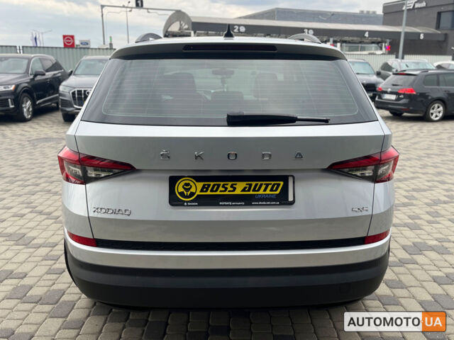 Серый Шкода Kodiaq, объемом двигателя 2 л и пробегом 64 тыс. км за 35990 $, фото 5 на Automoto.ua