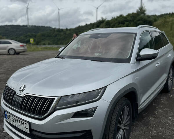 Шкода Kodiaq 2021 в Львове на Automoto.ua Серый Шкода Kodiaq, объемом двигателя 1.97 л и пробегом 103 тыс. км за 38777 $, фото 15 на Automoto.ua