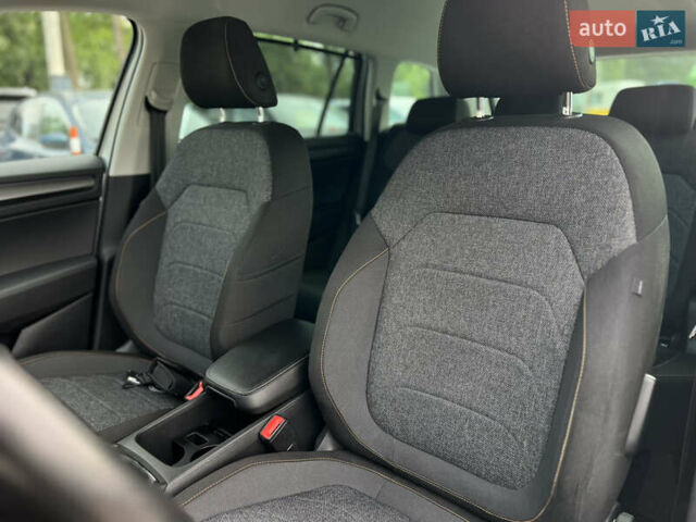 Серый Шкода Kodiaq, объемом двигателя 2 л и пробегом 181 тыс. км за 31500 $, фото 9 на Automoto.ua