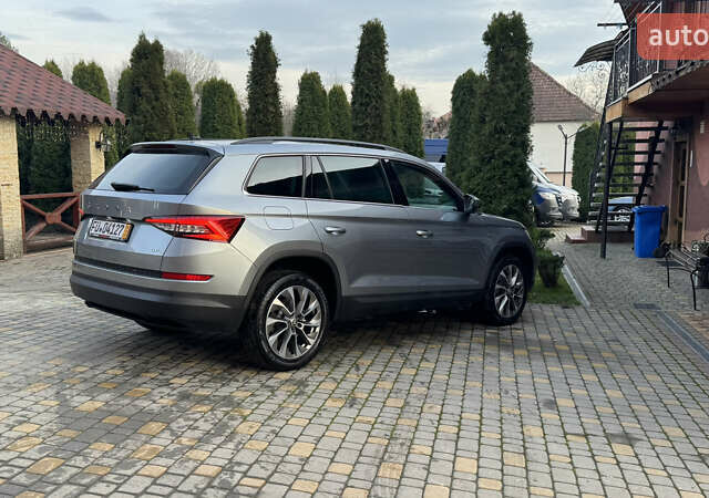Серый Шкода Kodiaq, объемом двигателя 1.97 л и пробегом 141 тыс. км за 29999 $, фото 101 на Automoto.ua