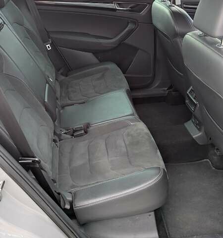 Серый Шкода Kodiaq, объемом двигателя 1.98 л и пробегом 110 тыс. км за 30000 $, фото 10 на Automoto.ua