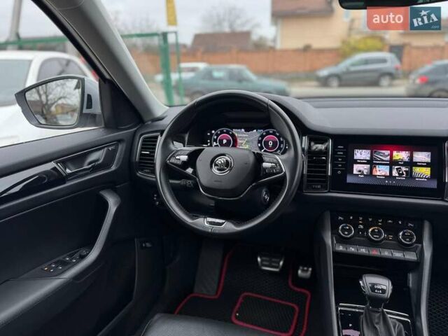 Серый Шкода Kodiaq, объемом двигателя 1.97 л и пробегом 177 тыс. км за 35999 $, фото 22 на Automoto.ua