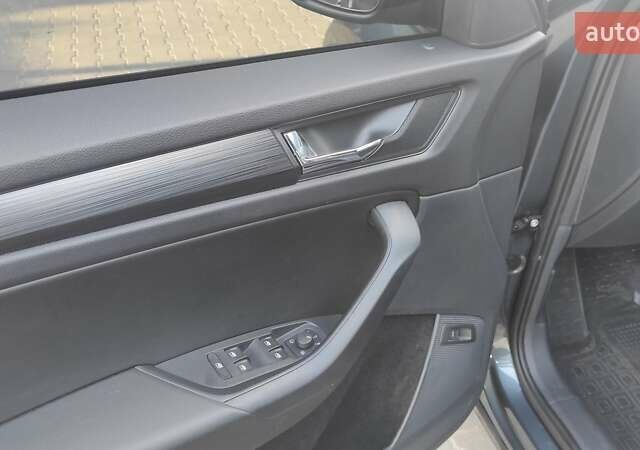 Серый Шкода Kodiaq, объемом двигателя 2 л и пробегом 19 тыс. км за 33200 $, фото 15 на Automoto.ua