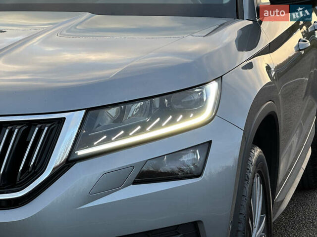 Серый Шкода Kodiaq, объемом двигателя 2 л и пробегом 181 тыс. км за 35399 $, фото 22 на Automoto.ua