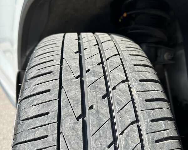 Сірий Шкода Kodiaq, об'ємом двигуна 1.98 л та пробігом 27 тис. км за 38900 $, фото 17 на Automoto.ua