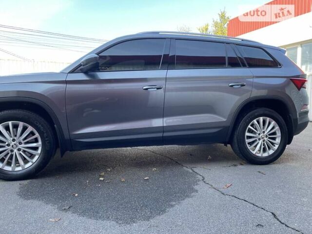 Серый Шкода Kodiaq, объемом двигателя 1.98 л и пробегом 58 тыс. км за 39900 $, фото 8 на Automoto.ua