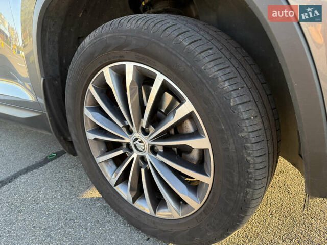 Сірий Шкода Kodiaq, об'ємом двигуна 1.98 л та пробігом 36 тис. км за 36300 $, фото 29 на Automoto.ua