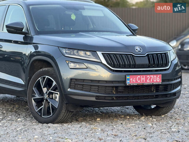 Сірий Шкода Kodiaq, об'ємом двигуна 2 л та пробігом 174 тис. км за 31999 $, фото 4 на Automoto.ua