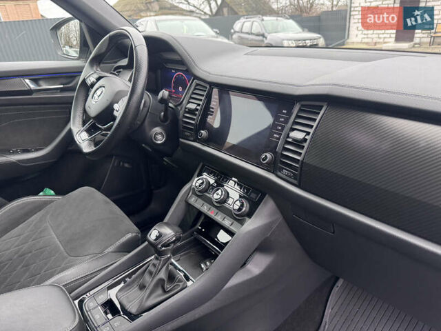Сірий Шкода Kodiaq, об'ємом двигуна 2 л та пробігом 118 тис. км за 40001 $, фото 49 на Automoto.ua