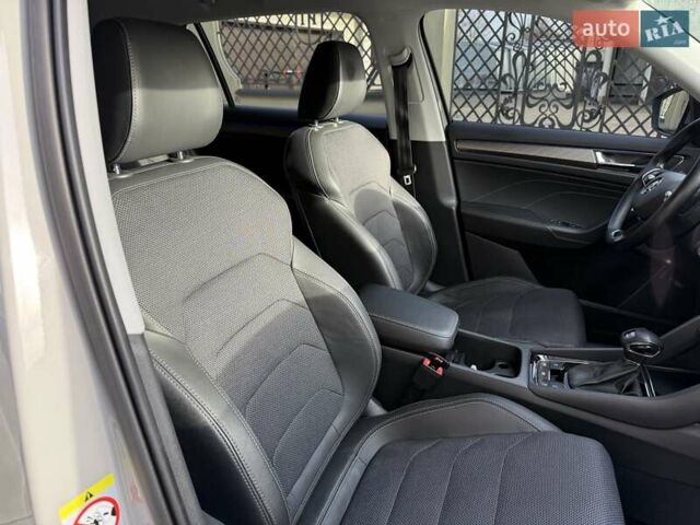 Серый Шкода Kodiaq, объемом двигателя 2 л и пробегом 107 тыс. км за 34600 $, фото 87 на Automoto.ua