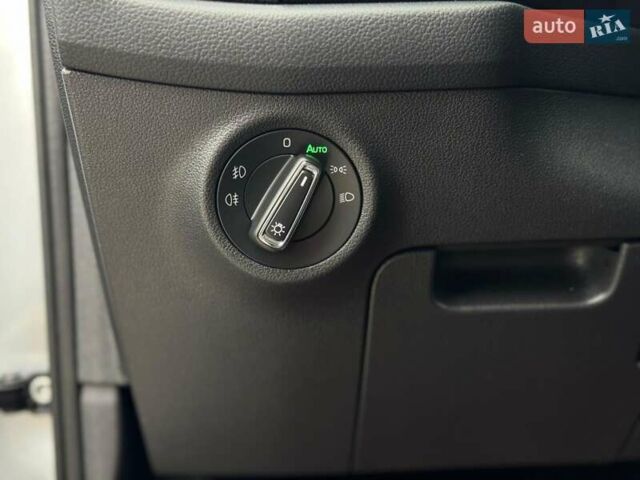 Серый Шкода Kodiaq, объемом двигателя 1.97 л и пробегом 177 тыс. км за 35999 $, фото 33 на Automoto.ua