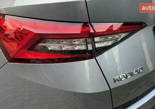 Серый Шкода Kodiaq, объемом двигателя 1.97 л и пробегом 141 тыс. км за 29999 $, фото 44 на Automoto.ua