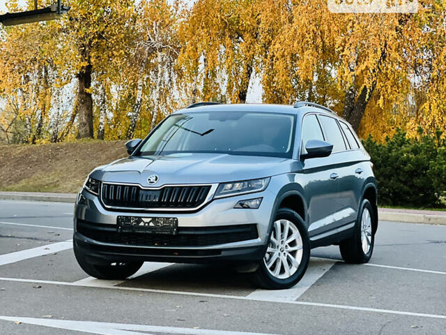 Сірий Шкода Kodiaq, об'ємом двигуна 2 л та пробігом 6 тис. км за 37999 $, фото 161 на Automoto.ua