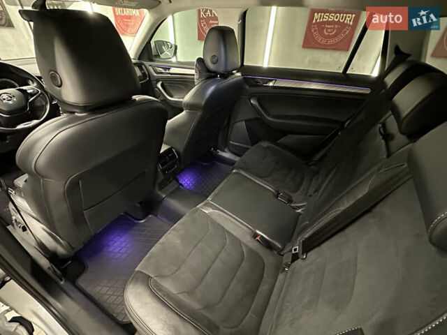 Серый Шкода Kodiaq, объемом двигателя 1.97 л и пробегом 189 тыс. км за 31000 $, фото 20 на Automoto.ua