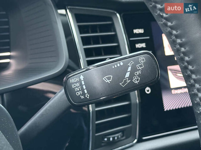 Серый Шкода Kodiaq, объемом двигателя 2 л и пробегом 181 тыс. км за 35399 $, фото 113 на Automoto.ua