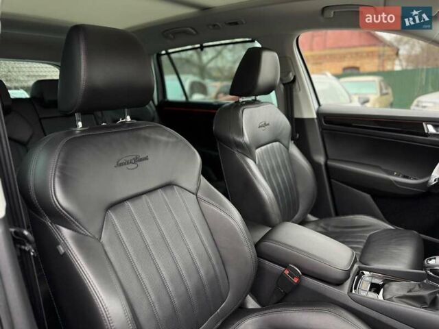 Серый Шкода Kodiaq, объемом двигателя 1.97 л и пробегом 177 тыс. км за 35999 $, фото 48 на Automoto.ua