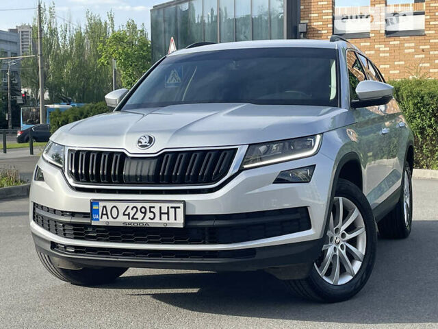 Сірий Шкода Kodiaq, об'ємом двигуна 2 л та пробігом 55 тис. км за 37999 $, фото 3 на Automoto.ua