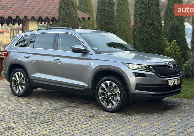 Серый Шкода Kodiaq, объемом двигателя 1.97 л и пробегом 141 тыс. км за 29999 $, фото 118 на Automoto.ua