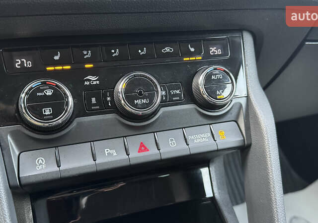 Серый Шкода Kodiaq, объемом двигателя 1.97 л и пробегом 141 тыс. км за 29999 $, фото 142 на Automoto.ua