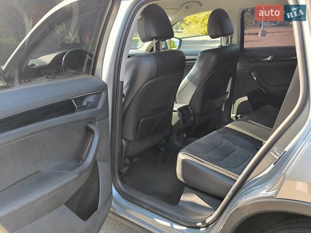 Серый Шкода Kodiaq, объемом двигателя 1.98 л и пробегом 112 тыс. км за 30787 $, фото 11 на Automoto.ua