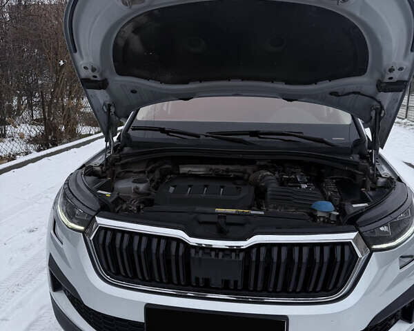 Сірий Шкода Kodiaq, об'ємом двигуна 2 л та пробігом 126 тис. км за 32100 $, фото 6 на Automoto.ua