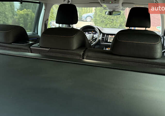 Серый Шкода Kodiaq, объемом двигателя 1.97 л и пробегом 141 тыс. км за 29999 $, фото 86 на Automoto.ua