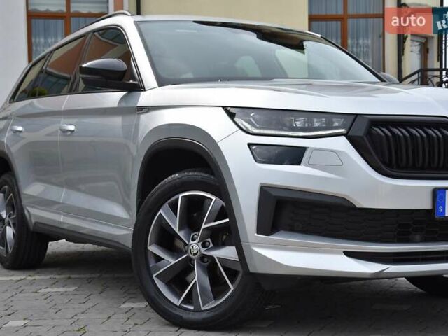 Шкода Kodiaq 2021 в Львове на Automoto.ua Серый Шкода Kodiaq, объемом двигателя 1.97 л и пробегом 108 тыс. км за 42999 $, фото 9 на Automoto.ua