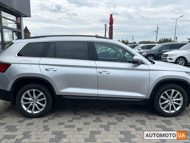 Серый Шкода Kodiaq, объемом двигателя 2 л и пробегом 64 тыс. км за 35990 $, фото 7 на Automoto.ua