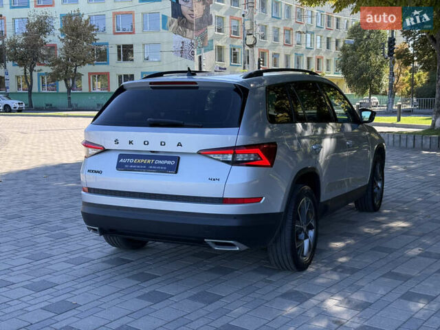 Серый Шкода Kodiaq, объемом двигателя 1.98 л и пробегом 121 тыс. км за 31000 $, фото 9 на Automoto.ua