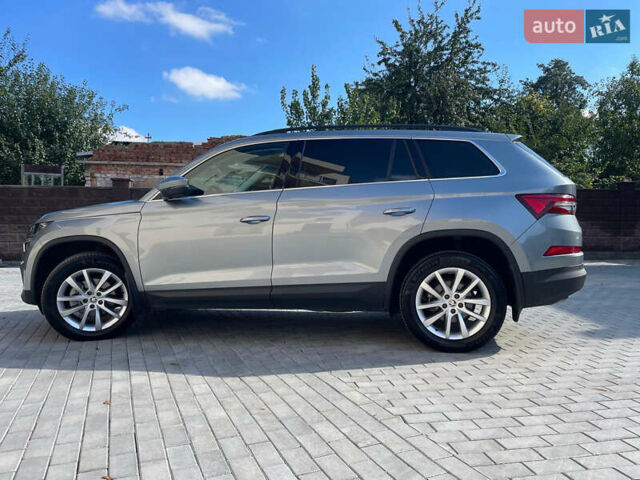 Серый Шкода Kodiaq, объемом двигателя 1.97 л и пробегом 96 тыс. км за 32800 $, фото 1 на Automoto.ua